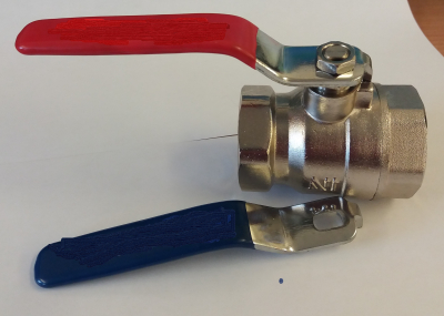 1.1/4" Red & Blue Lever Ball Valve F x F